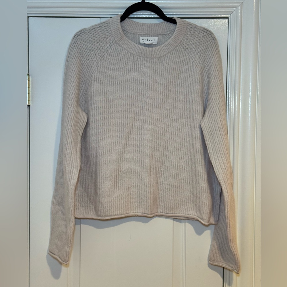 Velvet by Graham & Spencer Women’s Pale Lavender Crew Neck Sweater - Picture 5 of 7